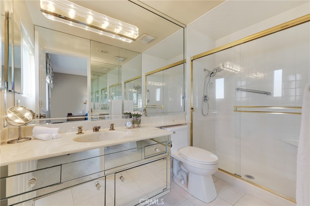 1440 Lexington Court