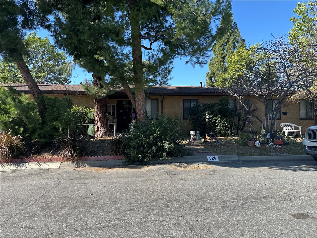 326 E Colorado
