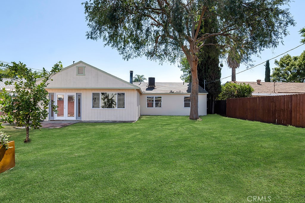 8207 White Oak Avenue