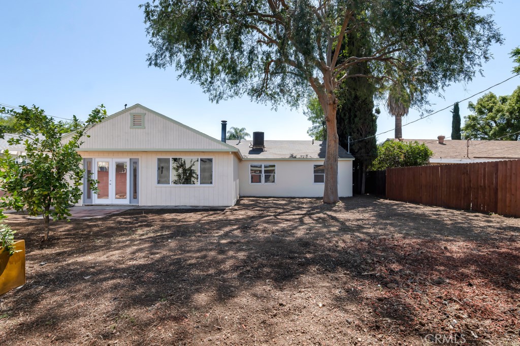 8207 White Oak Avenue