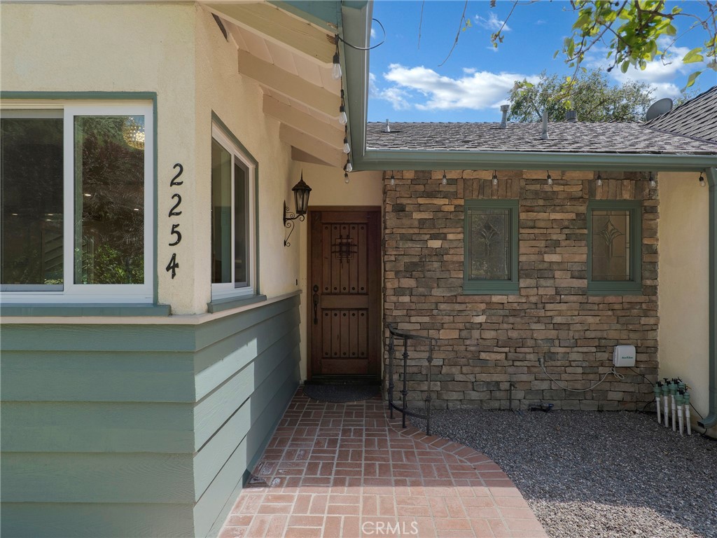 2254 Cross St.