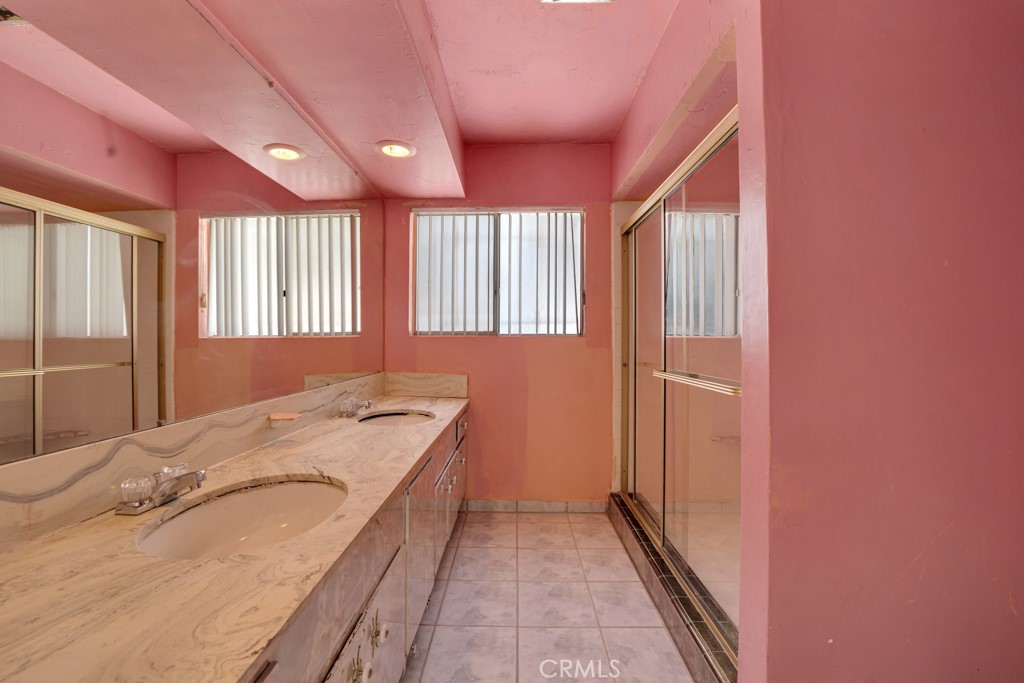 7560 Hollywood Boulevard 110