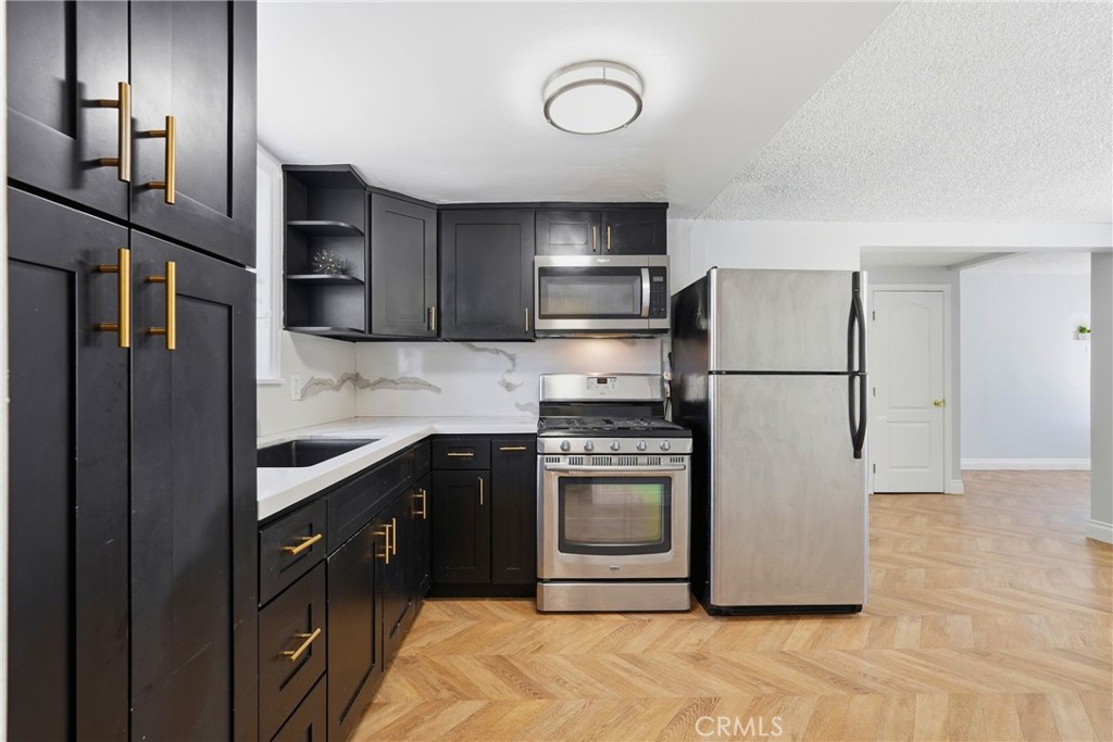26051 Governor Ave.