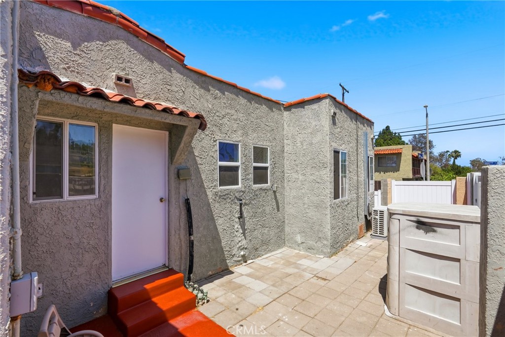 26051 Governor Ave.