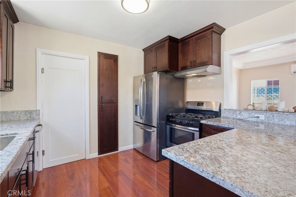 26051 Governor