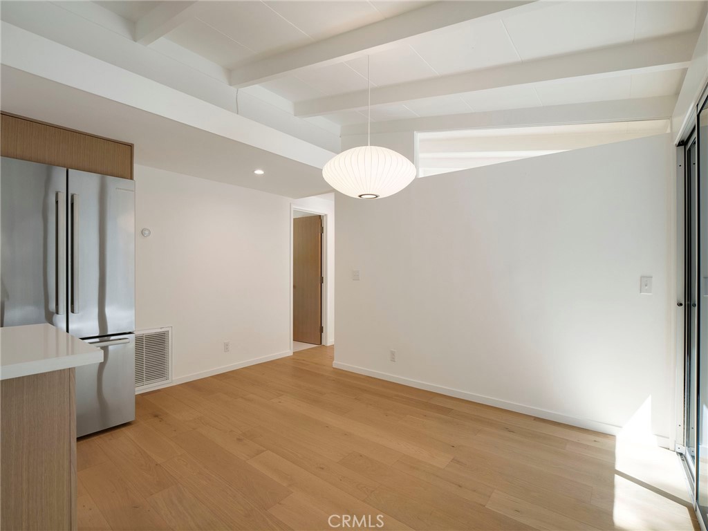 3505 El Lado
