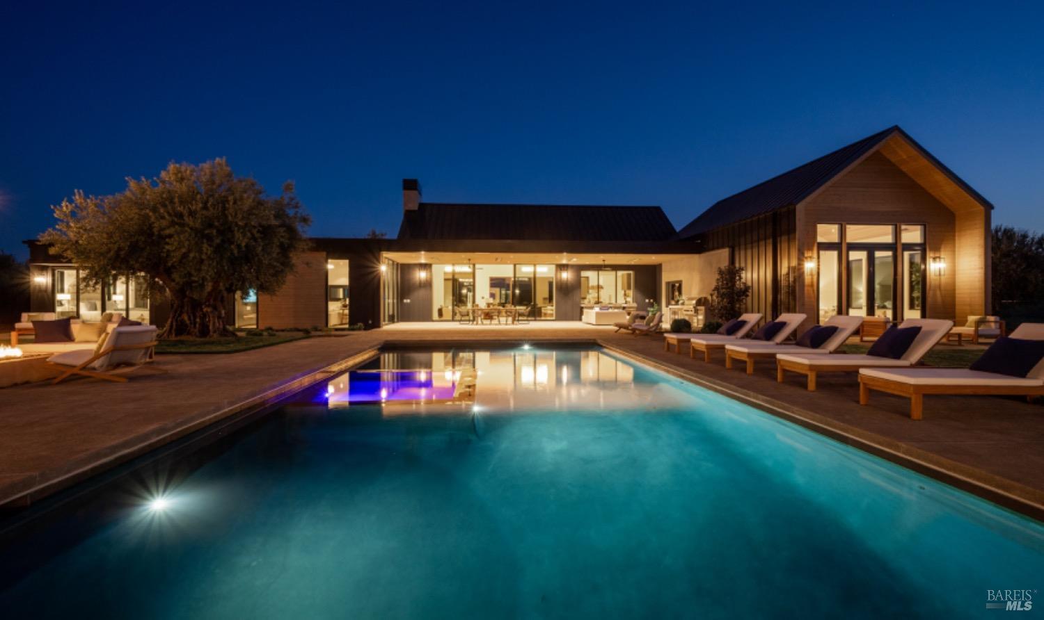 20742 Denmark Ct