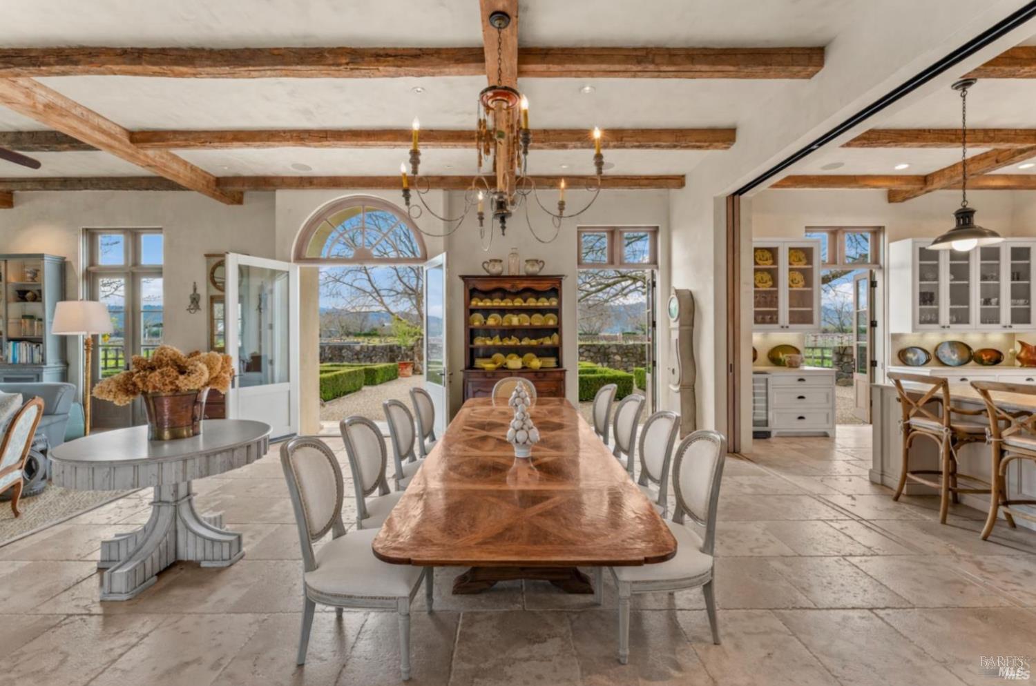 1032 Ponti Road