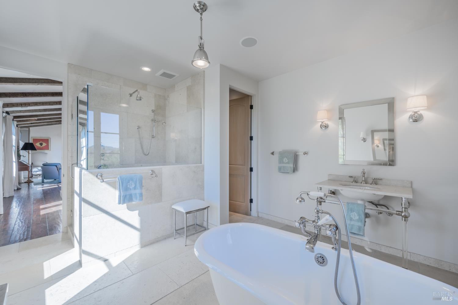 1032 Ponti Road