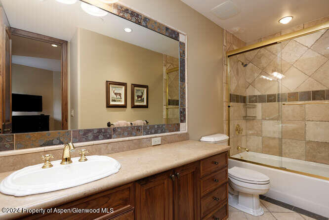 1243 E Cooper Street Unit: Unit A