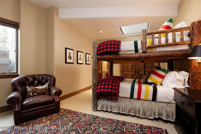 1243 E Cooper Street Unit: Unit A