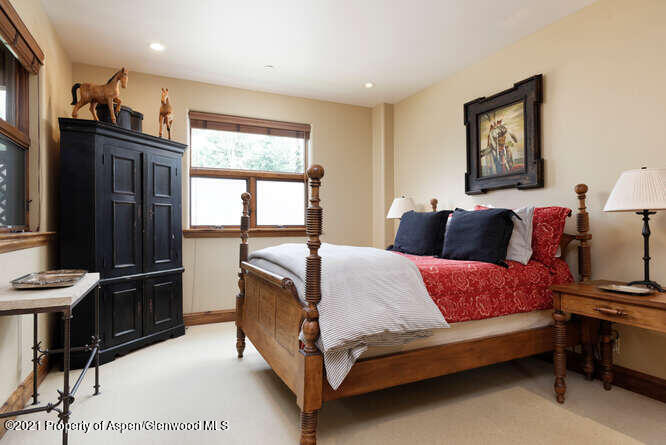 1243 E Cooper Street Unit: Unit A