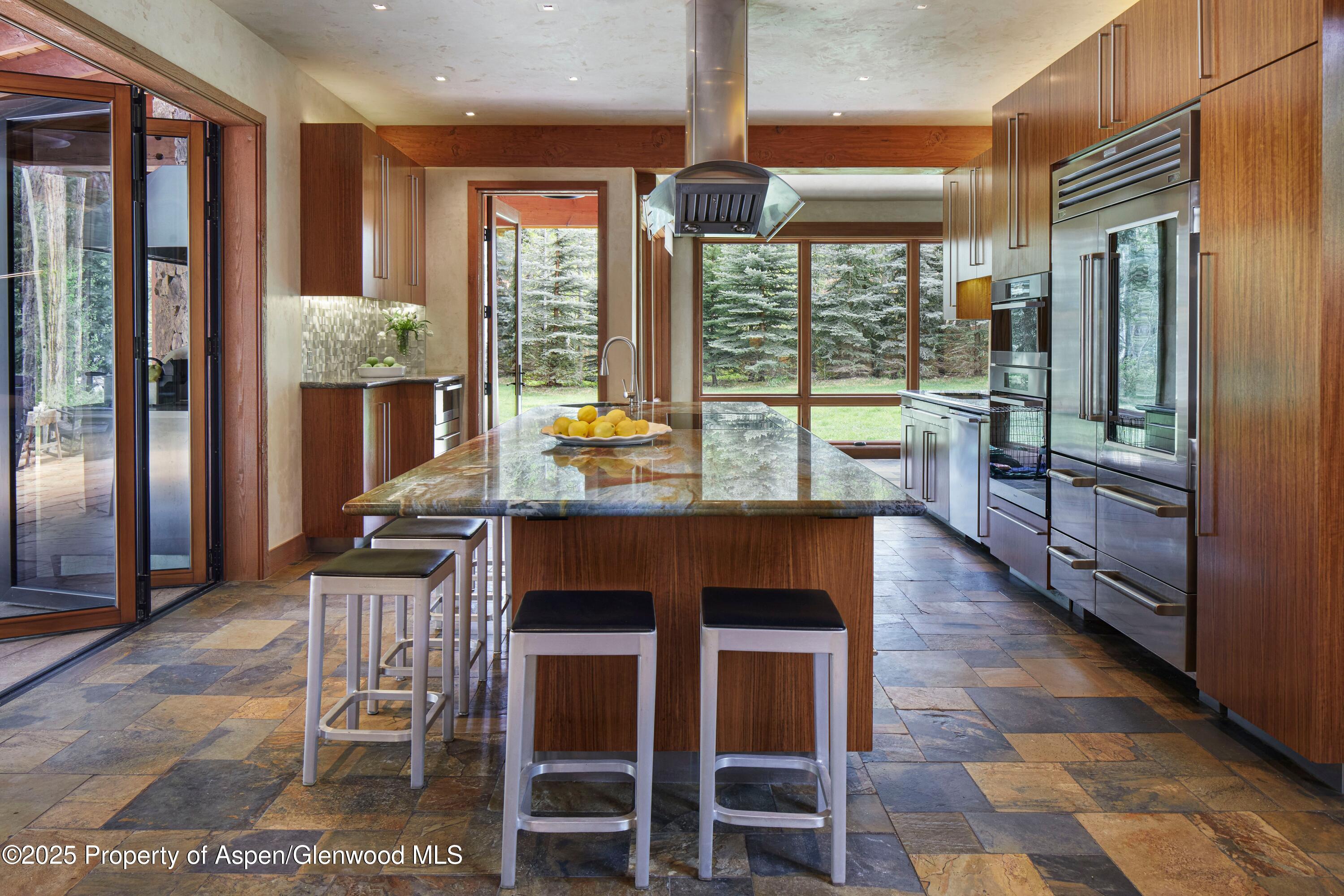 143 N Conundrum Creek Road