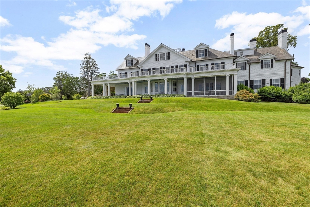 4 Broadmere Way