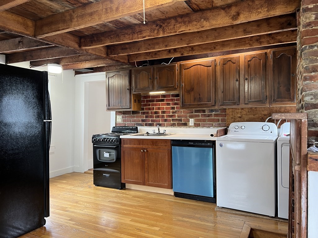 13 Darling Street # 2