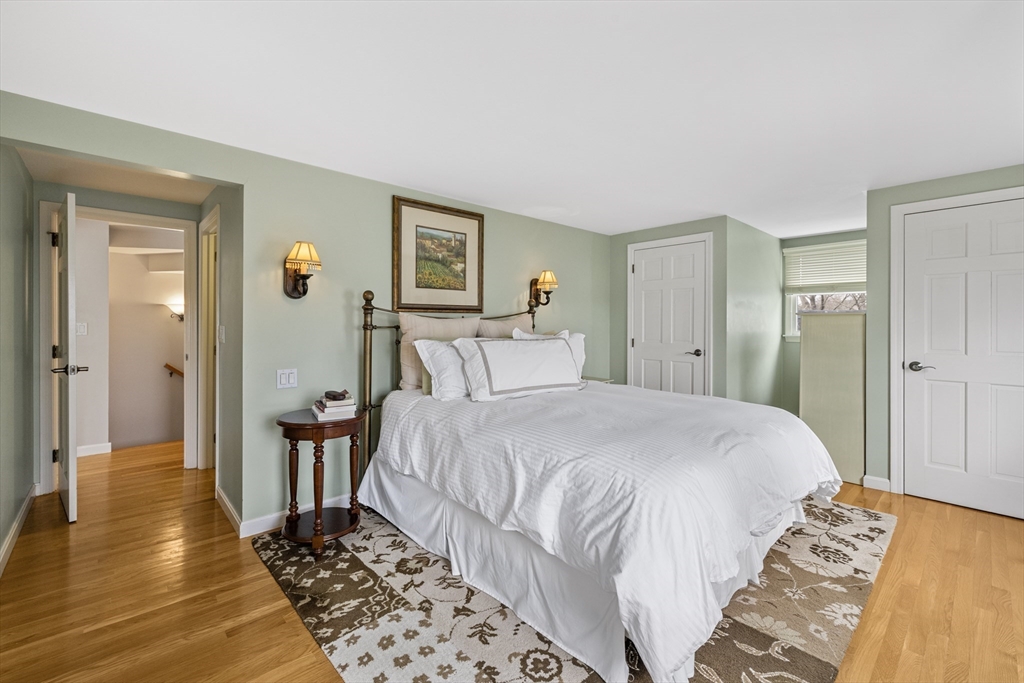 10 Hillside Ave # 10