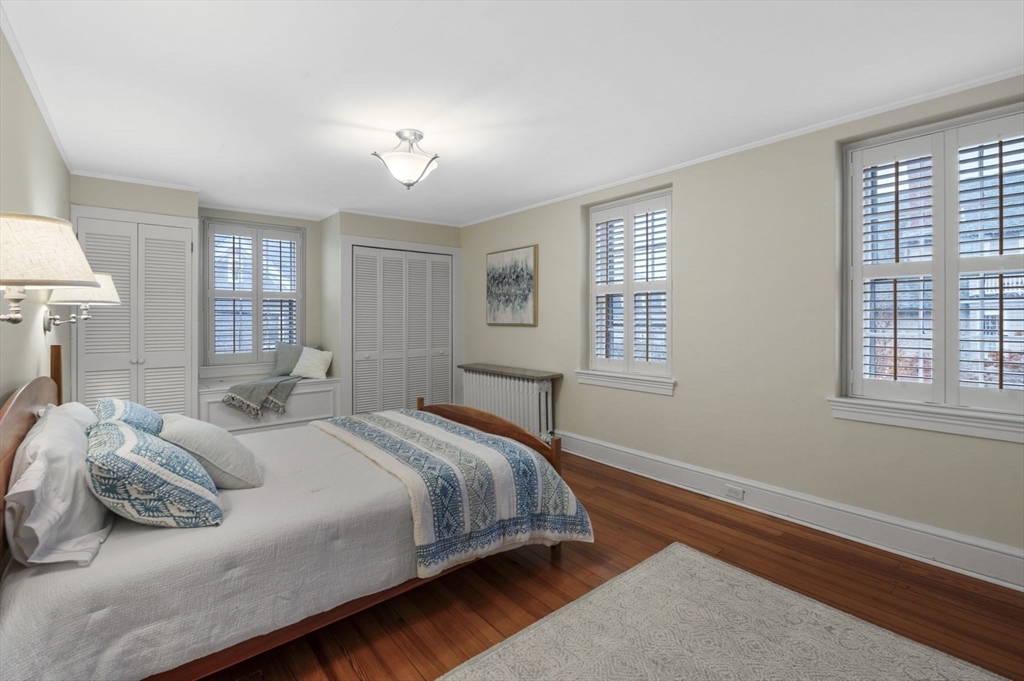 30 High St
