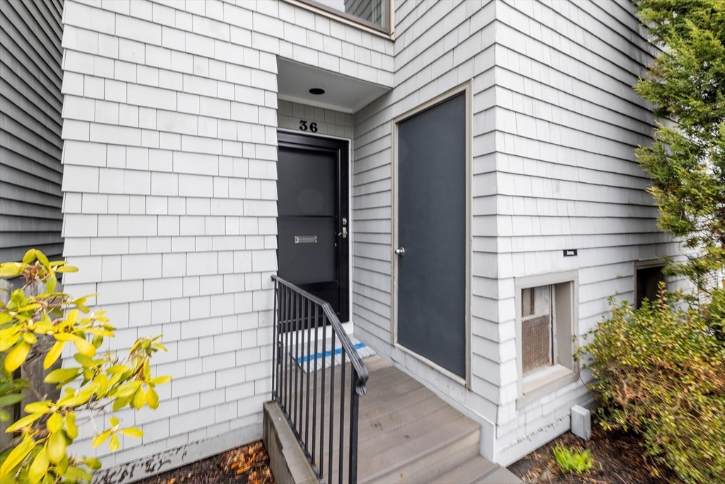 36 Wharf Path # 36