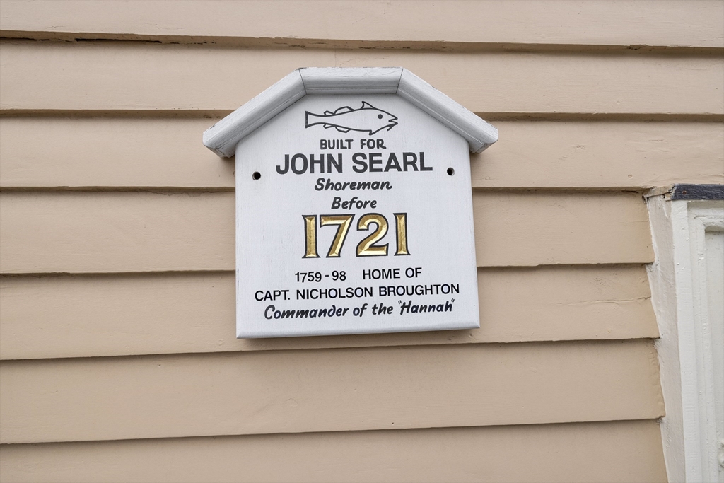 6 Lee Street