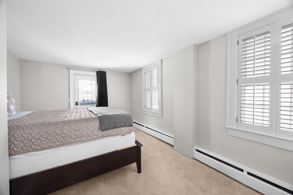 127 Derby St # 1