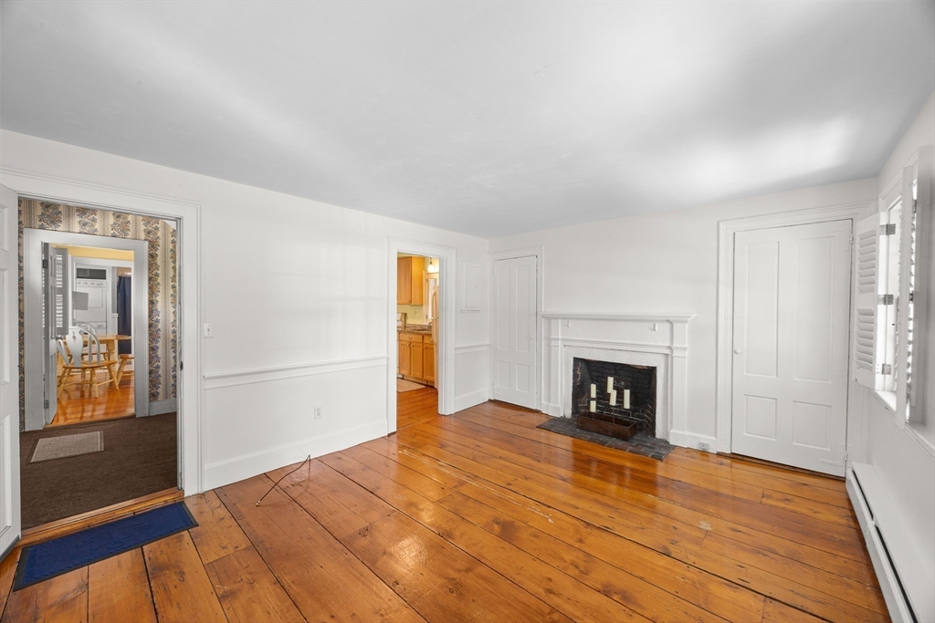 127 Derby St # 1
