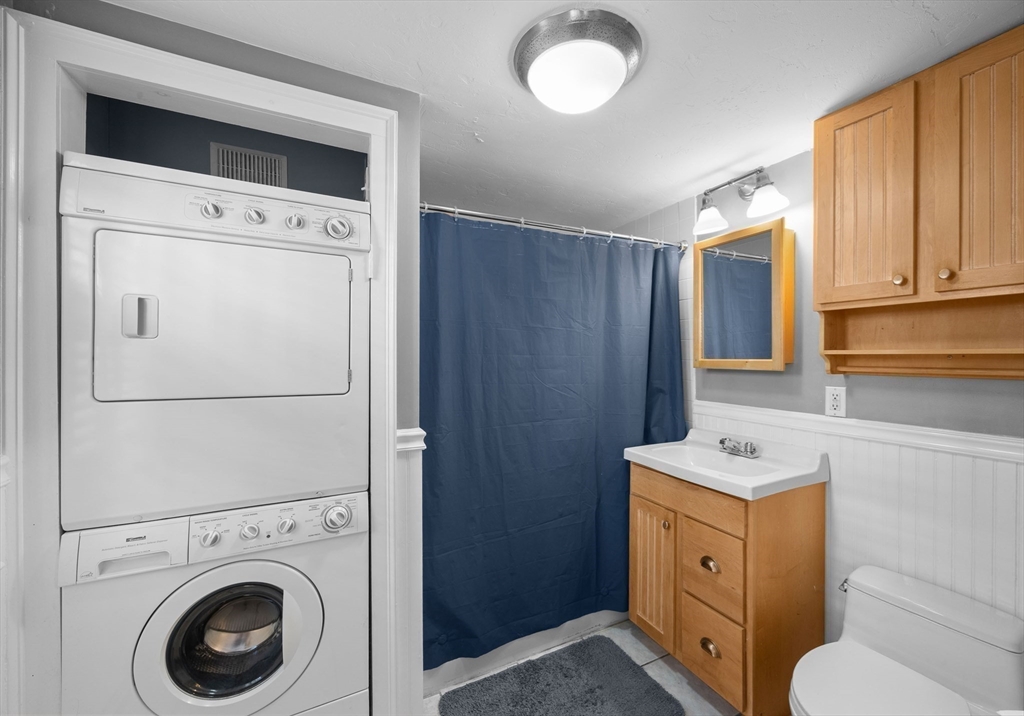 127 Derby St # 1