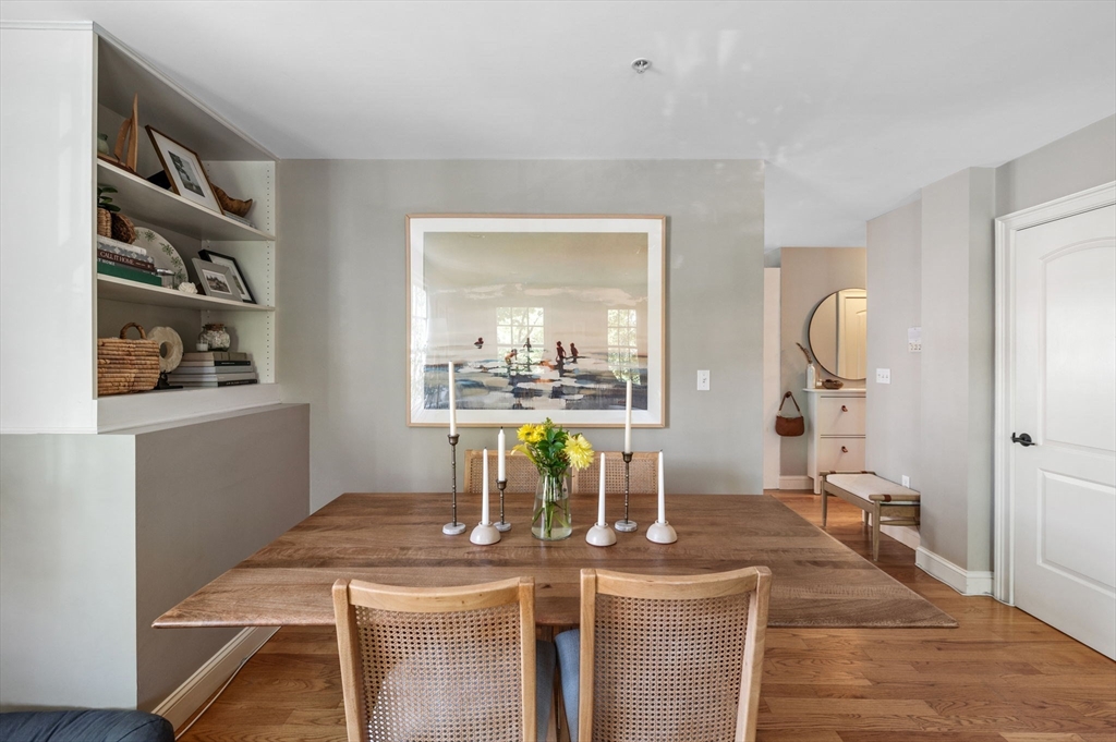 2 Hawthorne Boulevard # 4