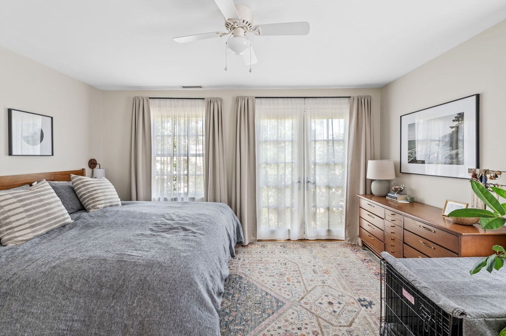 2 Hawthorne Boulevard # 4