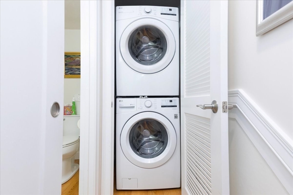 105 Green Street # 4