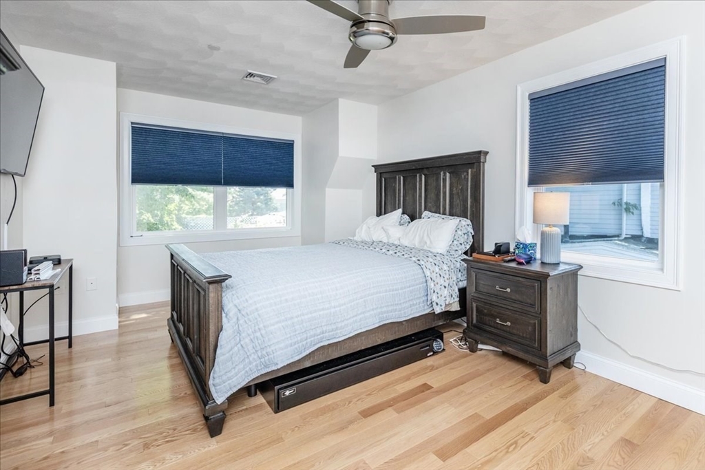 105 Green Street # 4