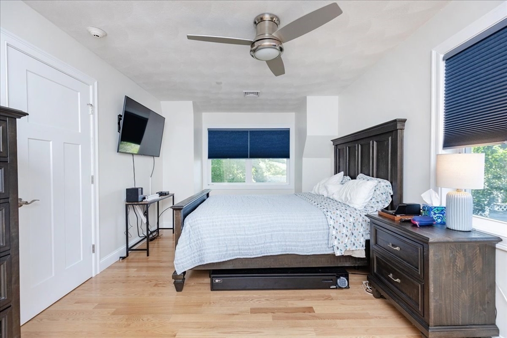 105 Green Street # 4