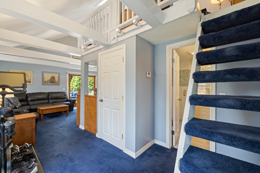 21 Reed St