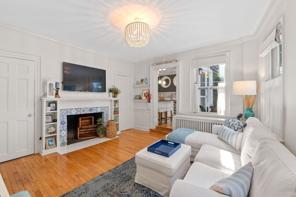 29 Front St # 1, Marblehead Unit: 1