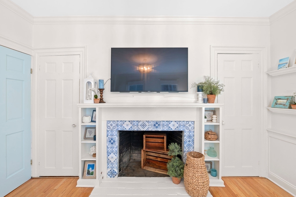 29 Front St # 1, Marblehead Unit: 1