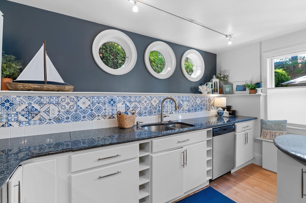 29 Front St # 1, Marblehead Unit: 1