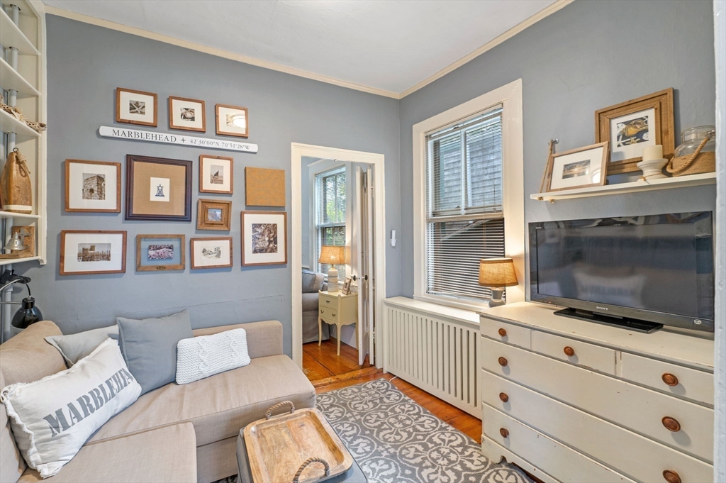 29 Front St # 2, Marblehead Unit: 2