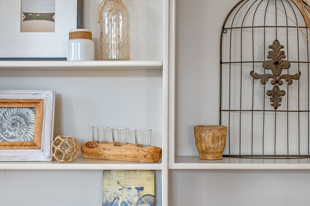 29 Front St # 2, Marblehead Unit: 2