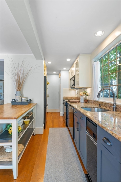 29 Front St # 2, Marblehead Unit: 2