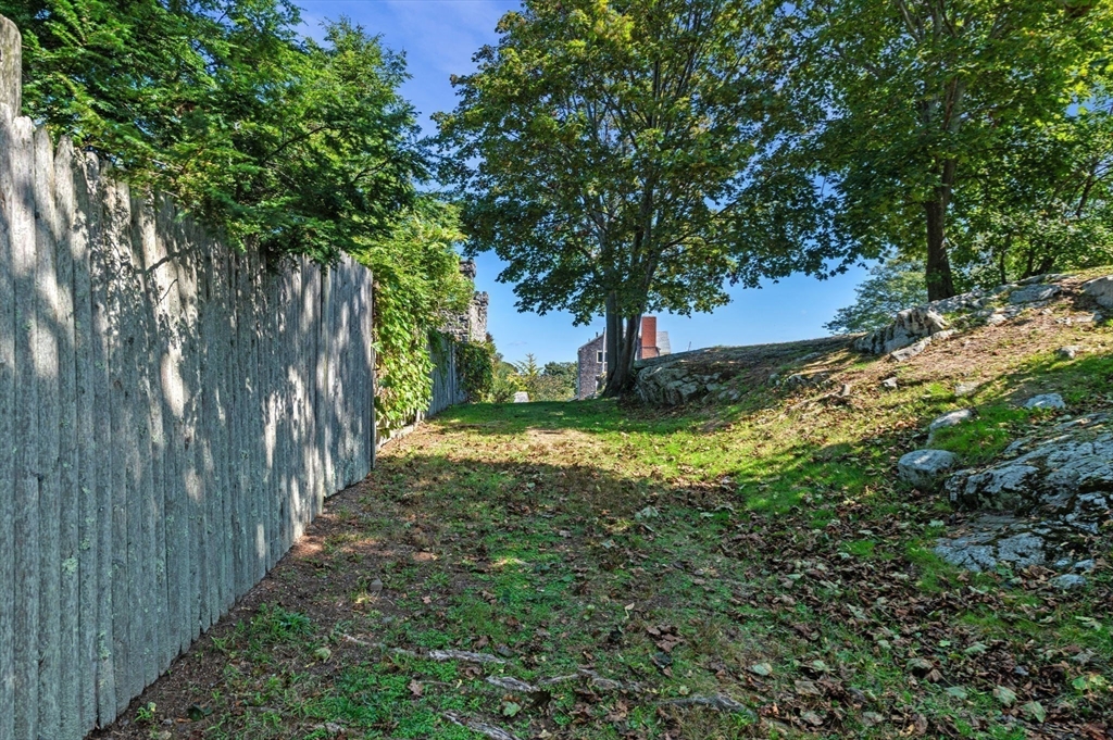 29 Front St # 2, Marblehead Unit: 2