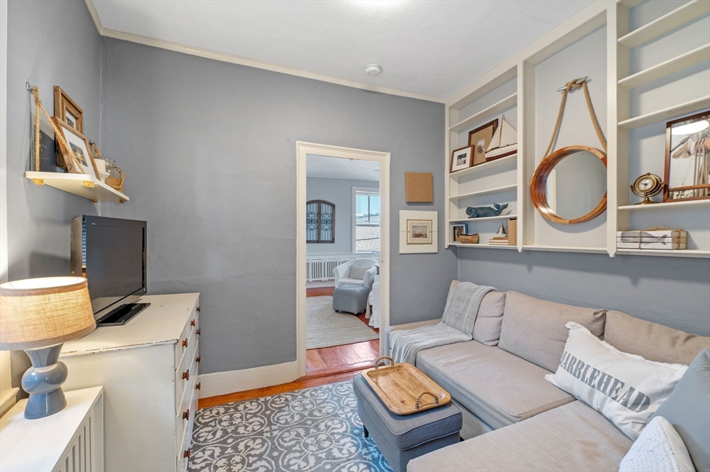 29 Front St # 2, Marblehead Unit: 2