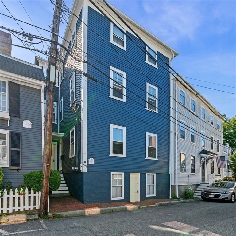 29 Front St # 2, Marblehead Unit: 2