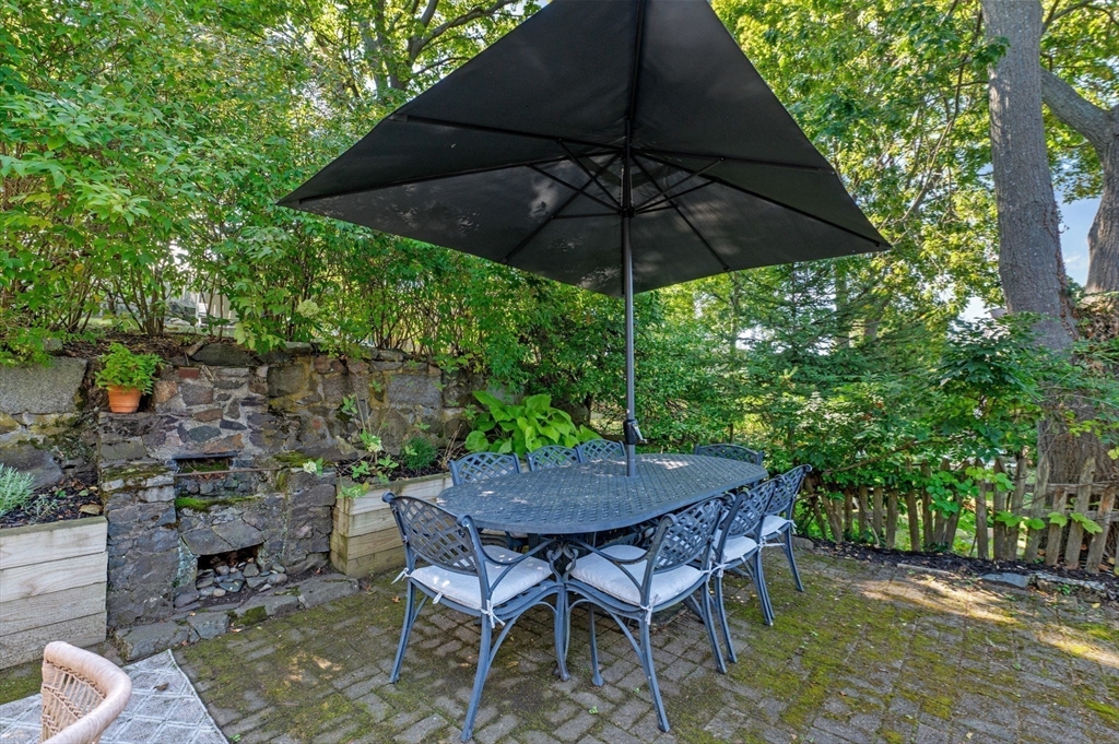 29 Front St # 2, Marblehead Unit: 2