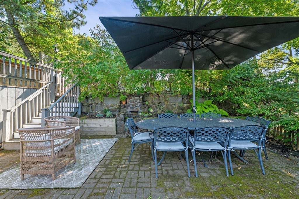 29 Front St # 2, Marblehead Unit: 2