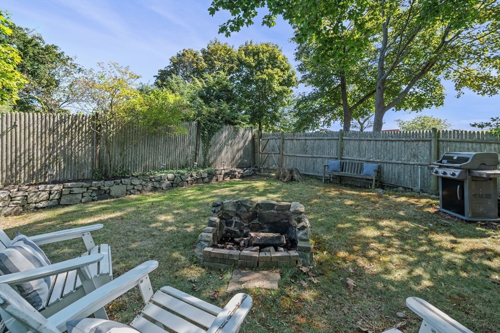 29 Front St # 3, Marblehead Unit: 3