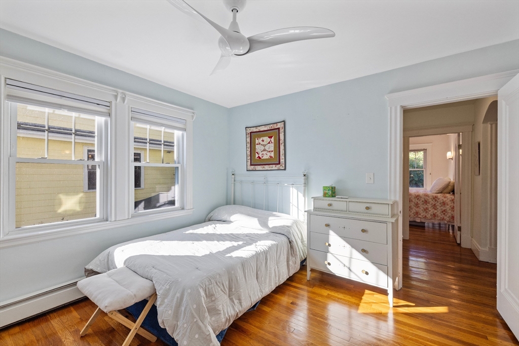 3 Oak St, Marblehead