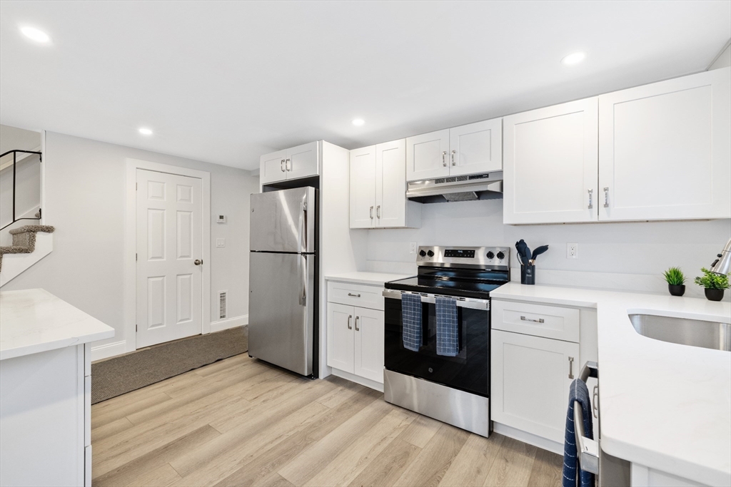 27 Village St # 1
