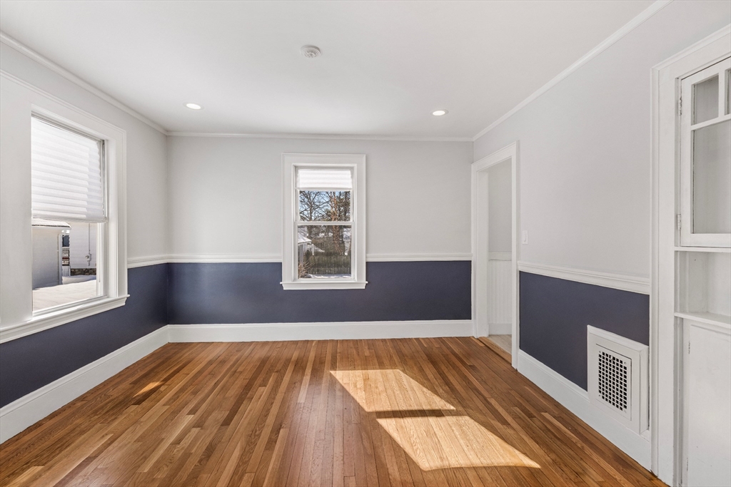 34 Lafayette St