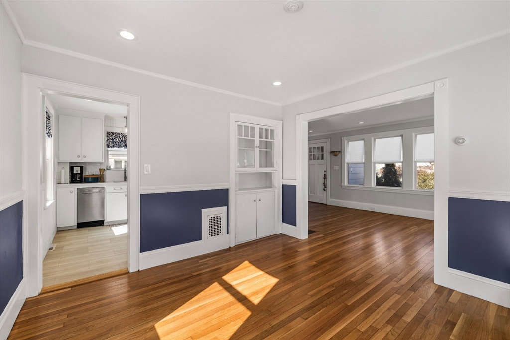 34 Lafayette St