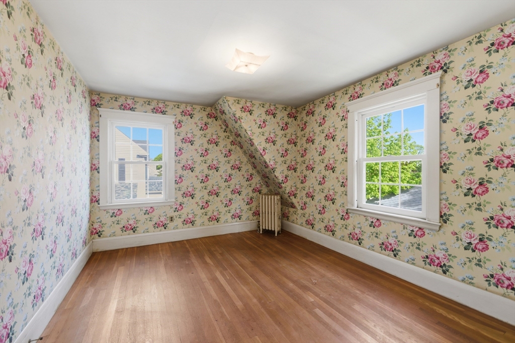 9 Cedar St