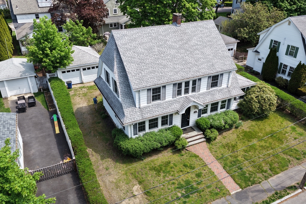9 Cedar St